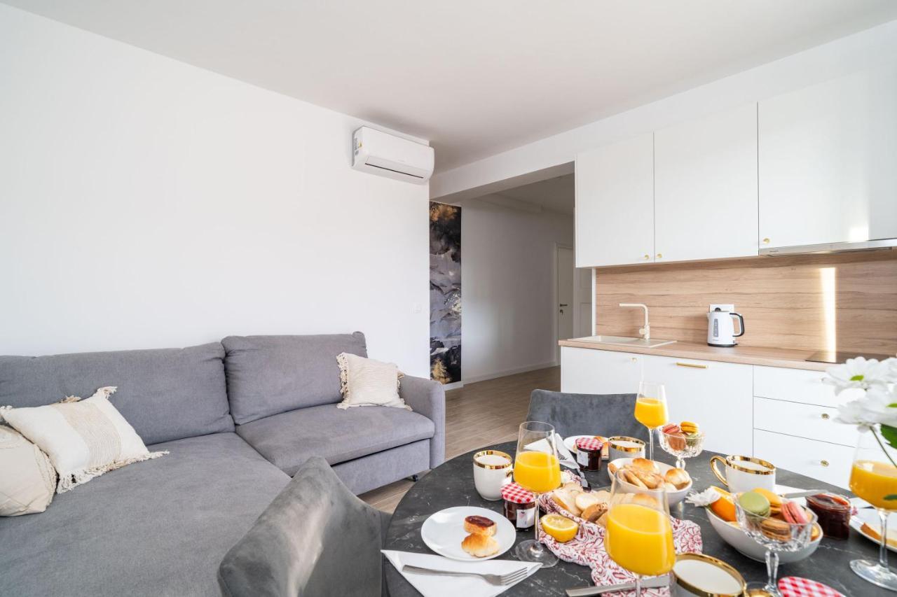 Olive Family House Apartment Mlini Bagian luar foto