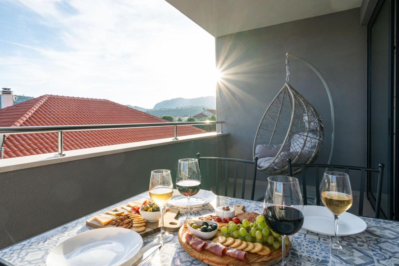 Olive Family House Apartment Mlini Bagian luar foto