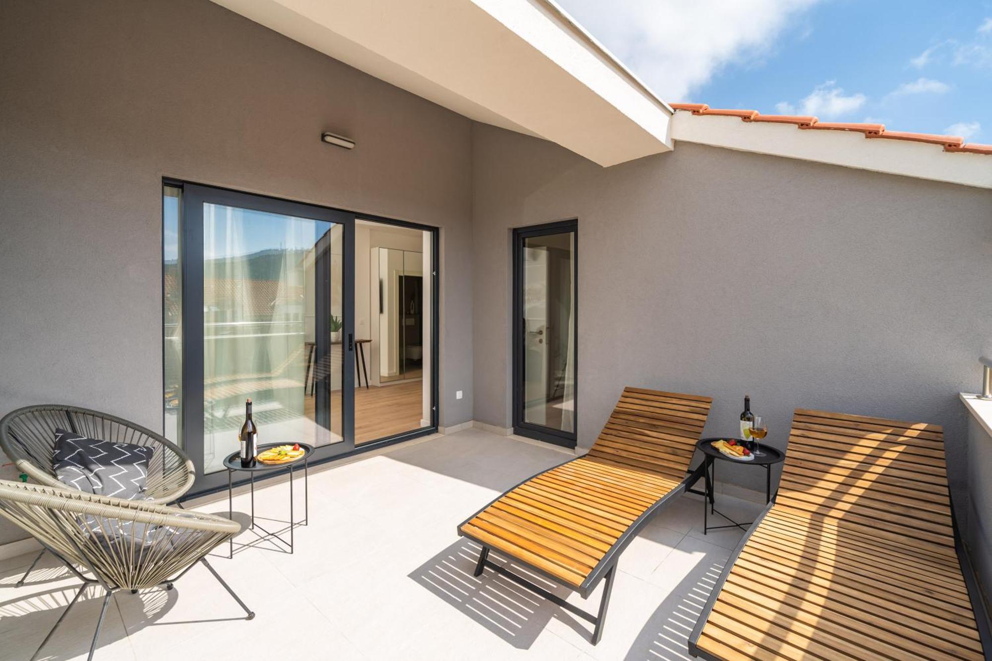 Olive Family House Apartment Mlini Bagian luar foto
