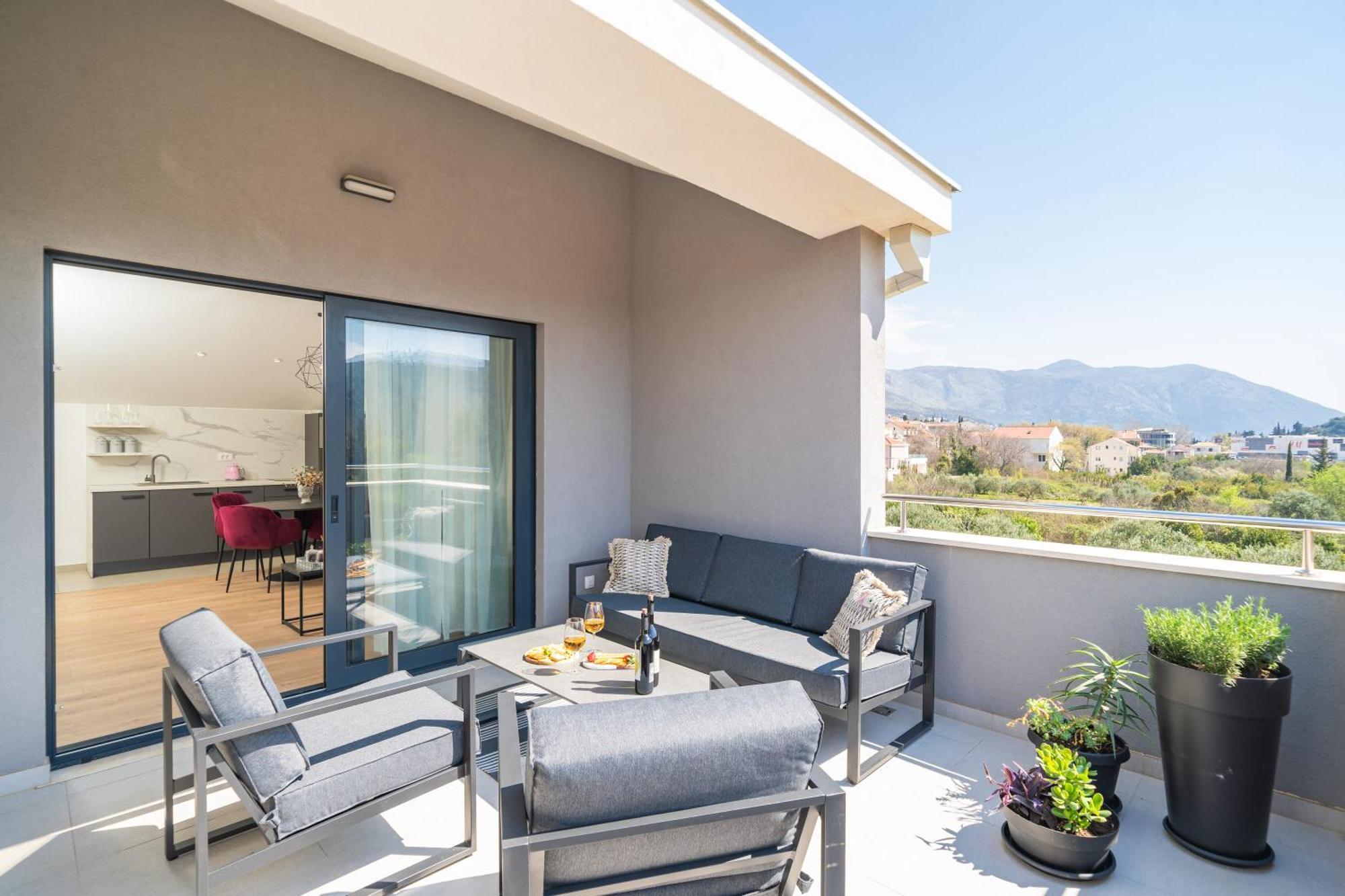 Olive Family House Apartment Mlini Bagian luar foto